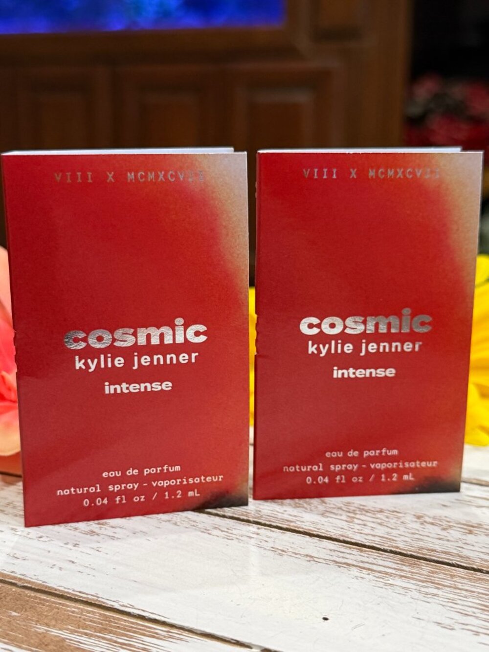 🎁5 For $25 Cosmic Kylie Jenner Intense Sample Spray Card 1.2 ml 2X New!!